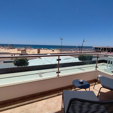 T2 - Praia Pescadores Frente Mar - Casas & Papeis アルマカオ・デ・ペラ エクステリア 写真