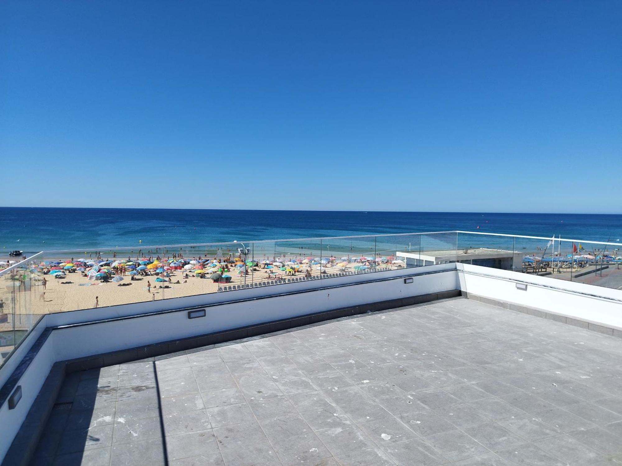 T2 - Praia Pescadores Frente Mar - Casas & Papeis アルマカオ・デ・ペラ エクステリア 写真